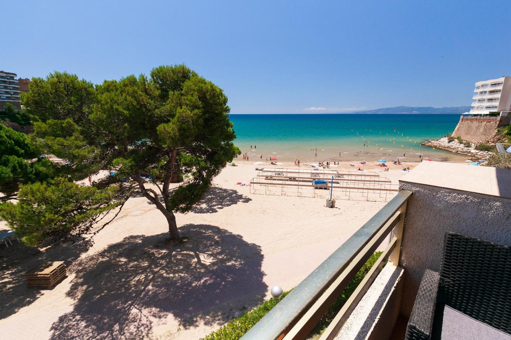 Uhc Playamero Family Complex Aacc Salou Room photo