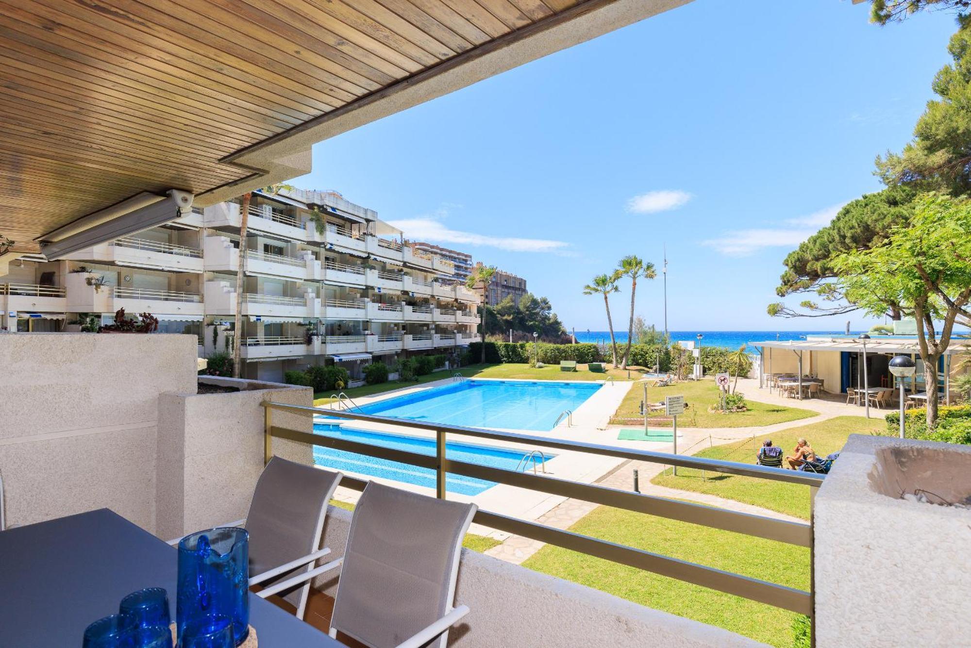 Uhc Playamero Family Complex Aacc Salou Room photo