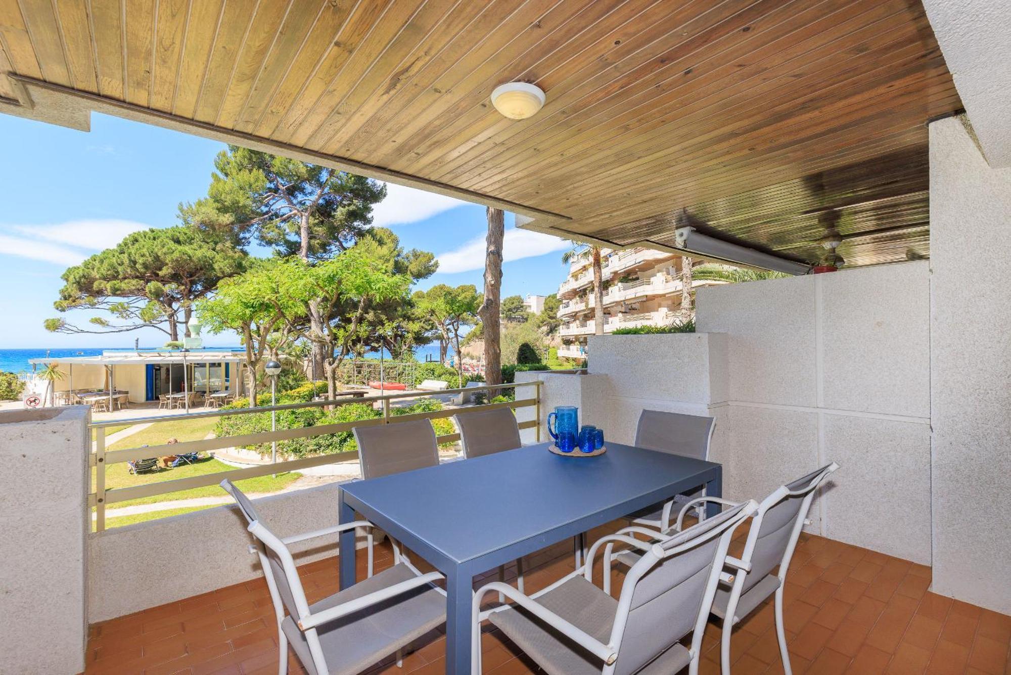 Uhc Playamero Family Complex Aacc Salou Room photo